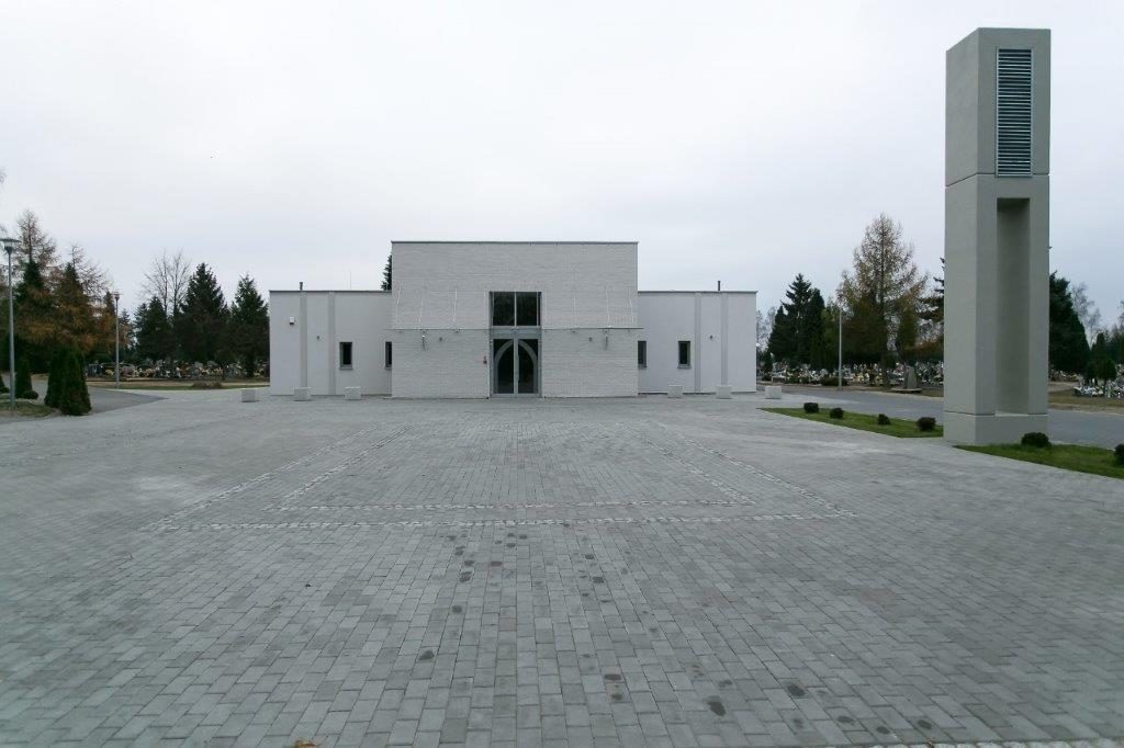 Budowa domu przedpogrzebowego na cmentarzu komunalnym w Złotowie